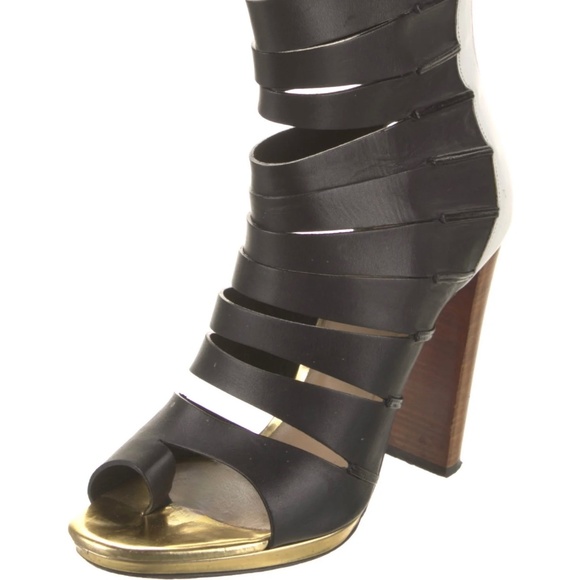 CHRISTIAN LOUBOUTIN Decoupata 120 Leather Gladiator Sandals - Picture 2 of 6